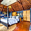 Ulu Cliffhouse