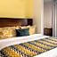 Decanter Hotel