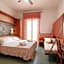 Hotel Sandra