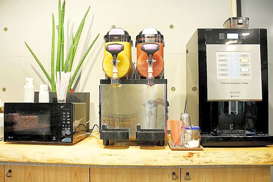 No.1 New Yorker Hotel