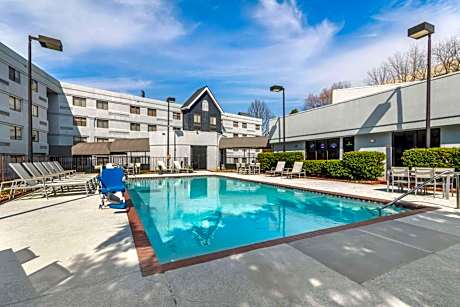 Country Inn & Suites by Radisson, Atlanta Airport South, GA