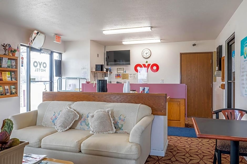 OYO Hotel Chesaning Route 52 & Hwy 57