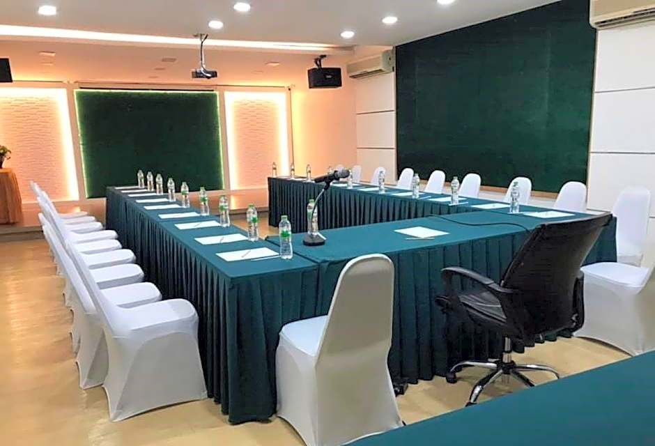 The One Hotel Surat