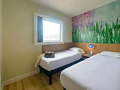 STANDARD ADAPTED COUPLE