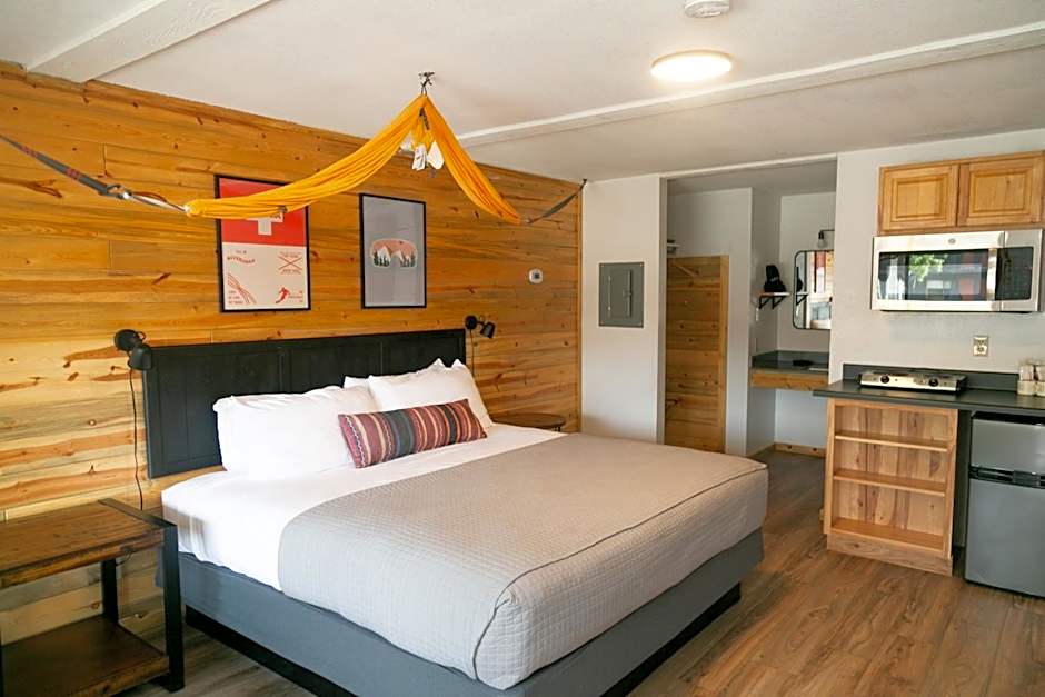 LOGE Wolf Creek