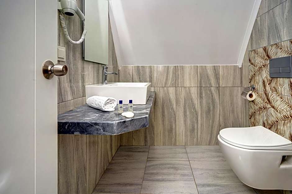 Miss Cleopatra Hotel