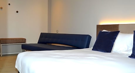 Triple Room (2 Adults + 1 Child)