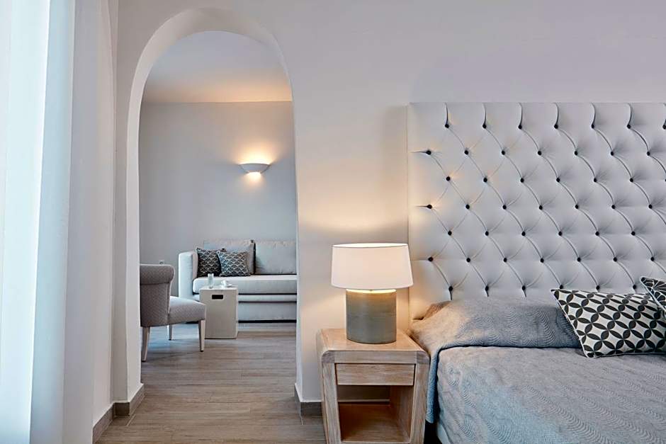 Santorini Palace