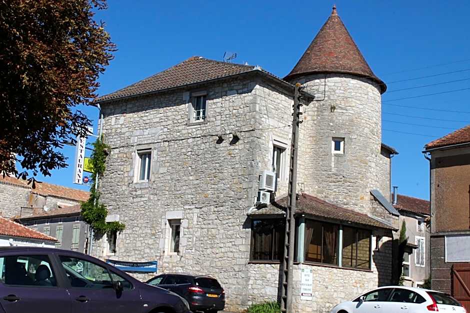 Logis Hotels- Auberge de la Tour - Hôtel et restaurant