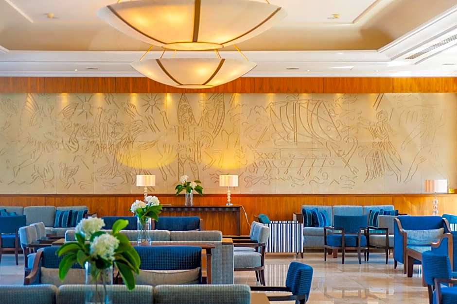 Ajax Hotel