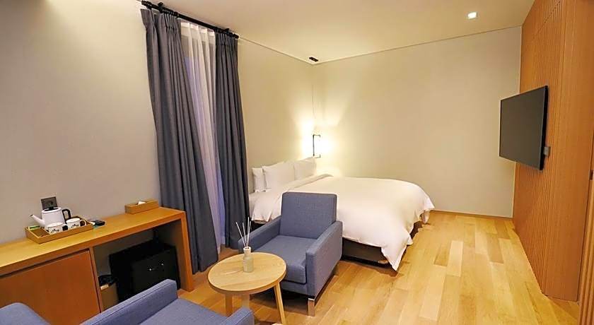 Gangneung Grey Hotel