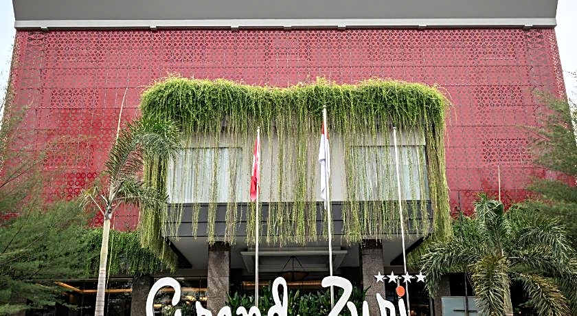 Grand Zuri Pekanbaru Hotel