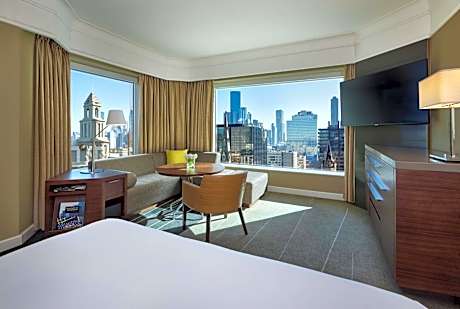 Deluxe King Room - Club Access