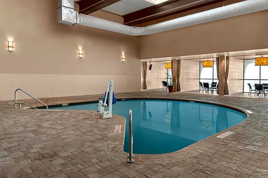 DoubleTree by Hilton Lubbock - University Area