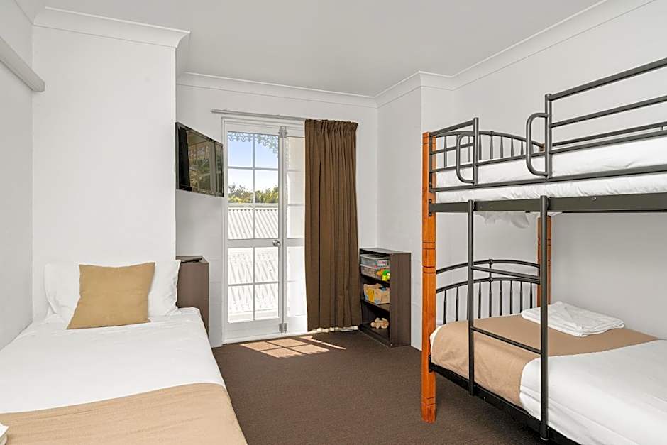 Wollongbar Motel