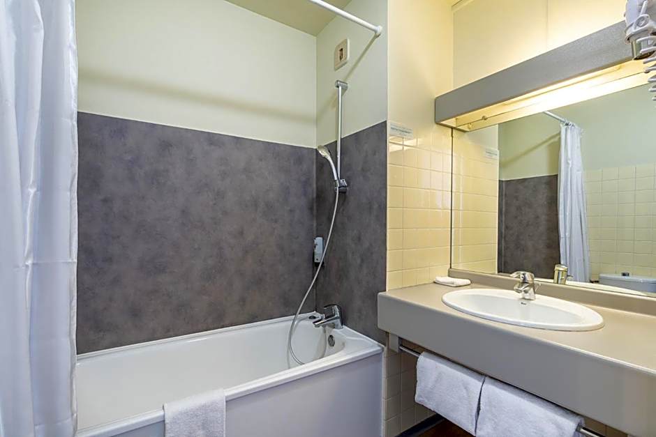 Logis Le Sainte Mere