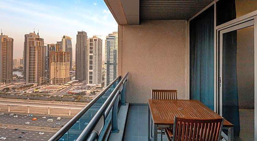 The Radisson Blu Residence, Dubai Marina