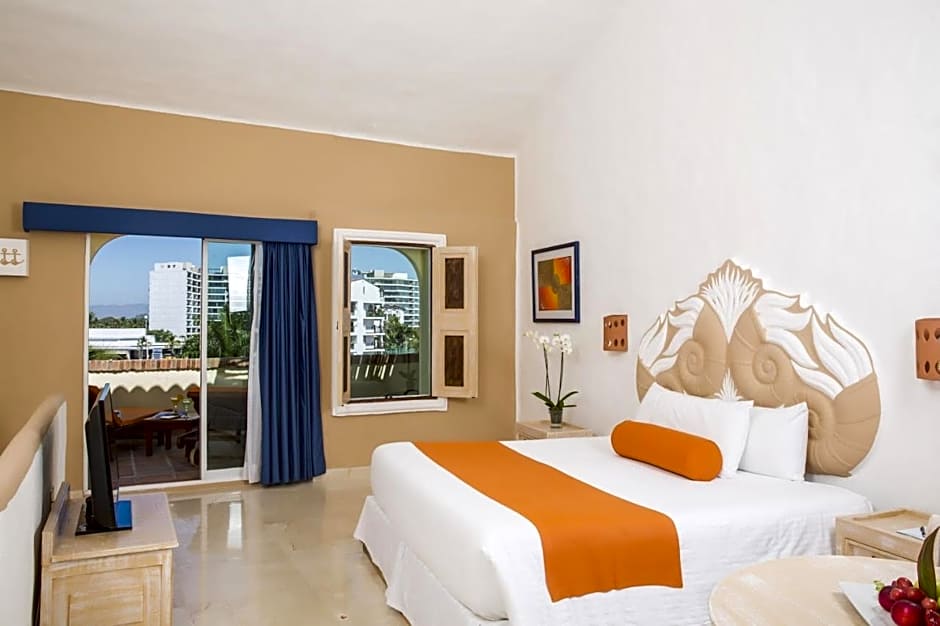 The Flamingo Vallarta Hotel & Marina