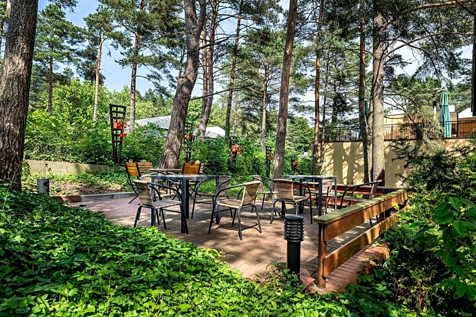 Pokoje Go¿cinne Namiastka