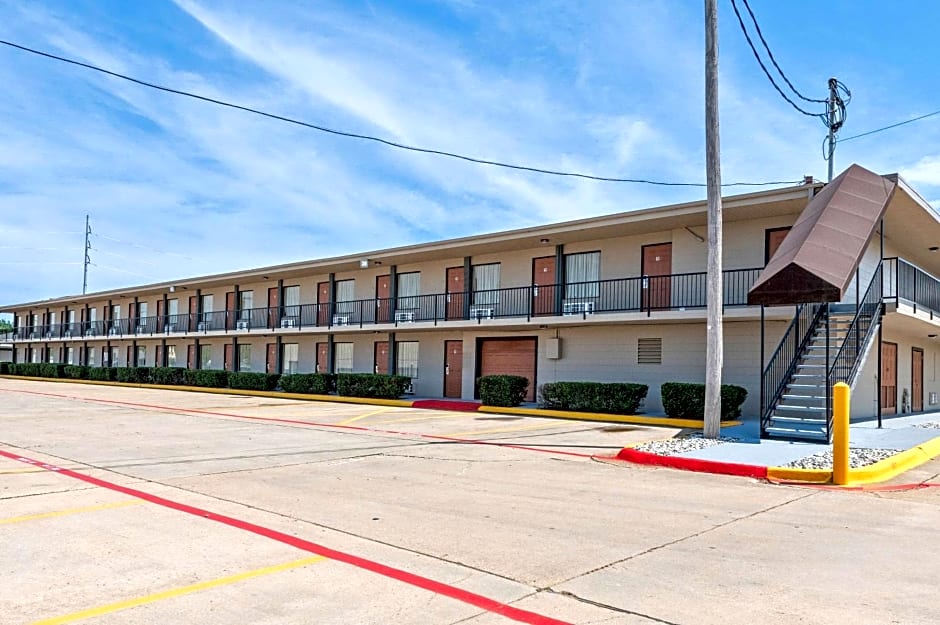Econo Lodge Texarkana I-30