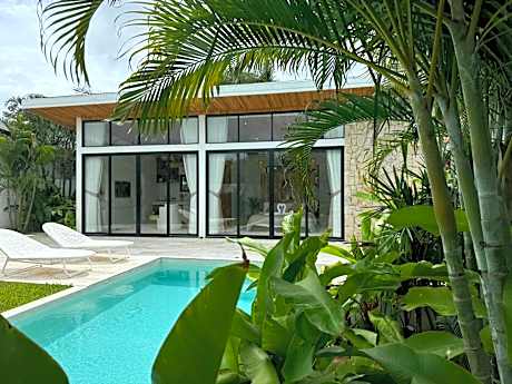 Luxurious Tropical Retreat - 1B Private Pool Villa