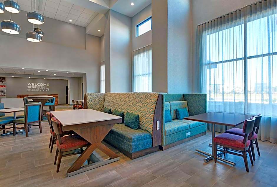 Hampton Inn By Hilton & Suites Middleburg, FL