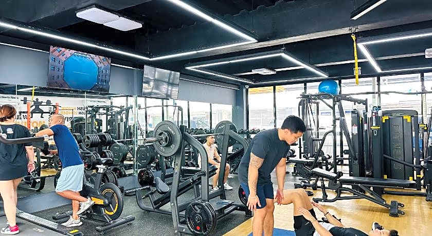 DG Budget Hotel Salem