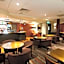 Premier Inn London Heathrow Airport T2 & T3 - Bath Road
