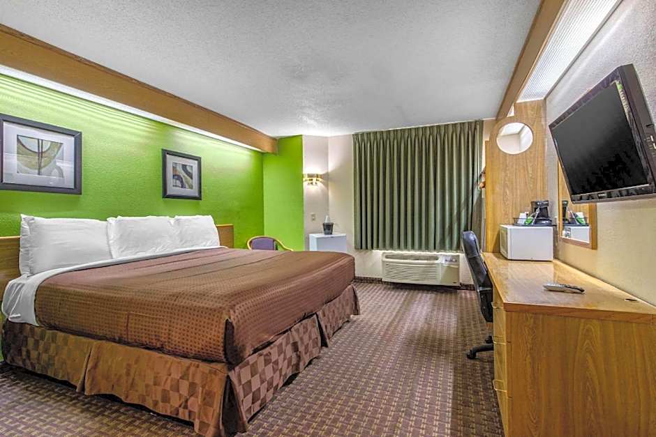 Classic Inn By OYO I- 240 Near Memphis Airport