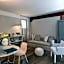 GombitHotel