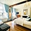 The White Queen B&B