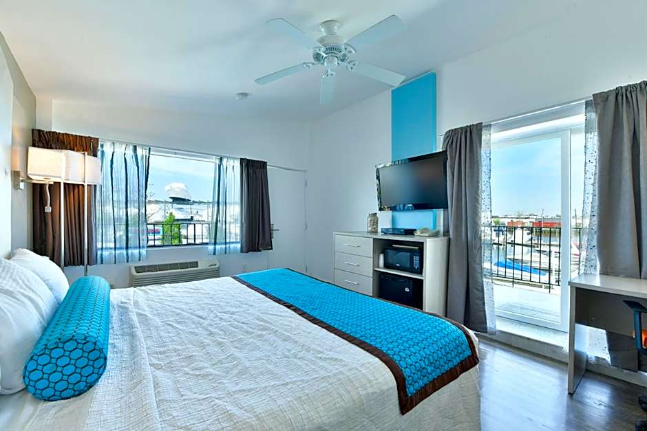 The Freeport Inn and Marina