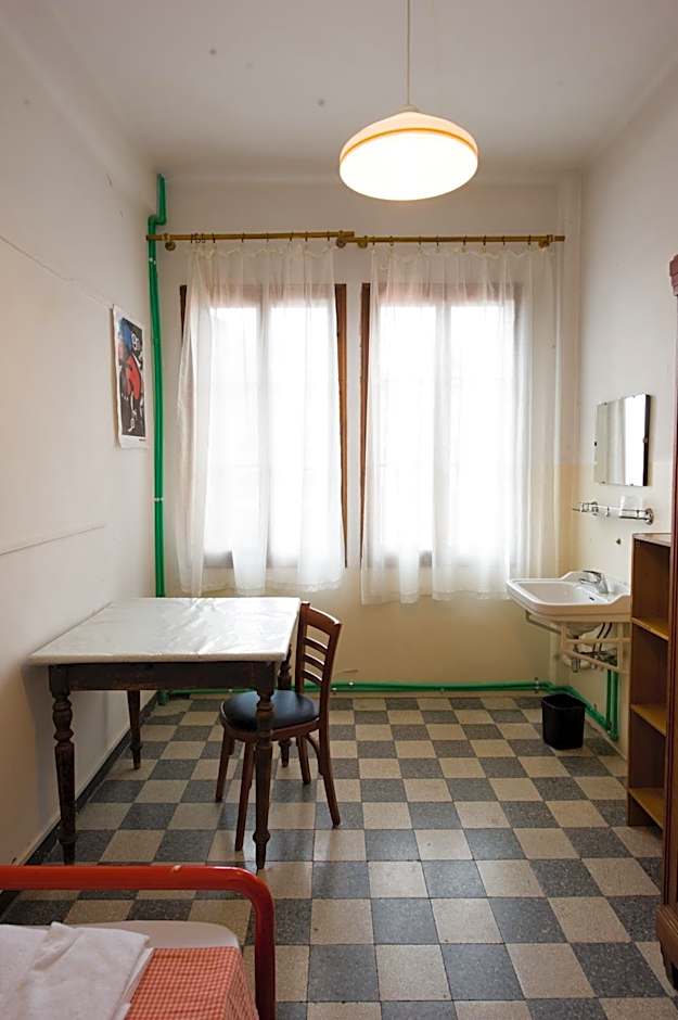 Ostello Domus Civica