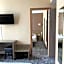 Brit Hotel Le Surcouf