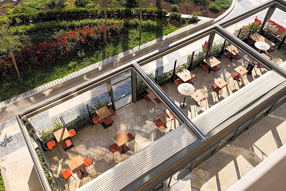 Legacy Gastro Suites