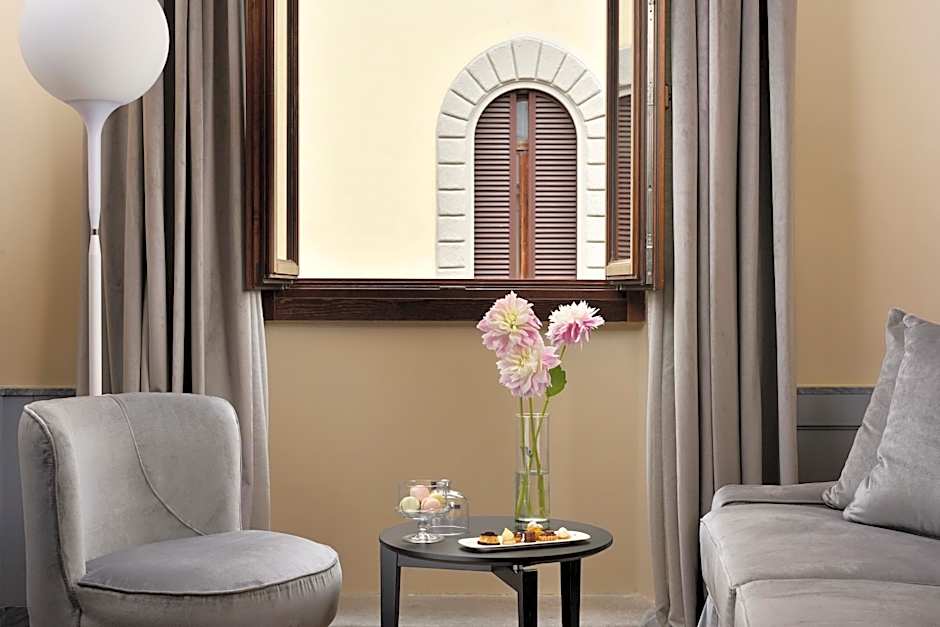 Floren Hotel