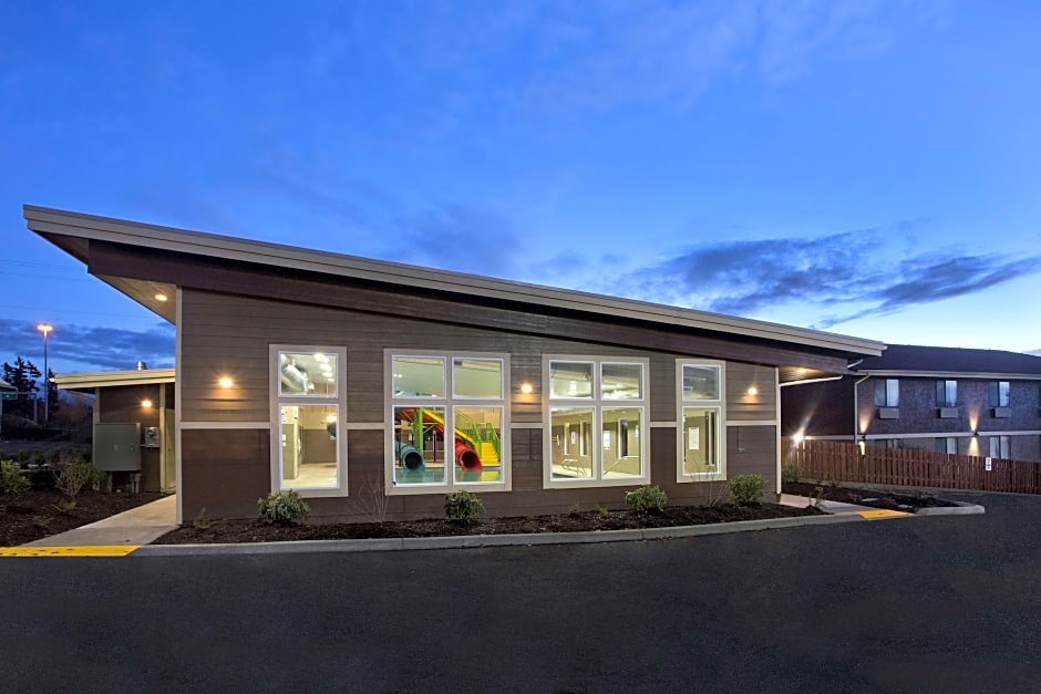 Red Lion Inn & Suites Federal Way
