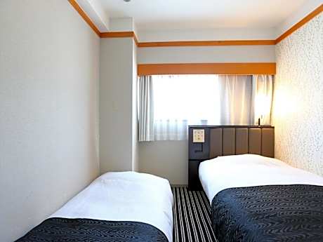 Studio (Twin) - Non-Smoking