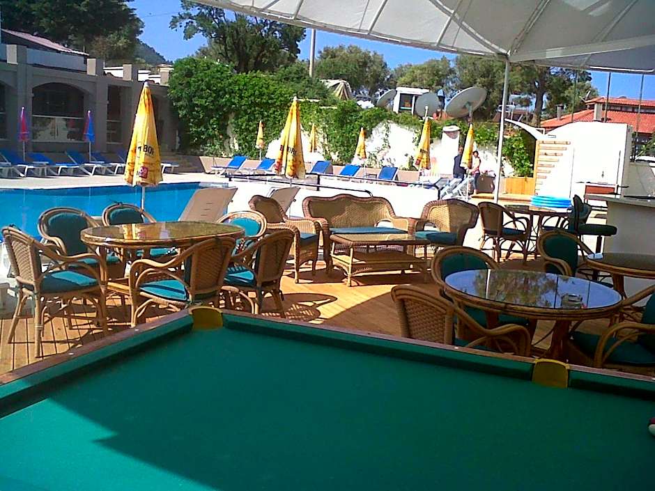 Ant Apart Hotel