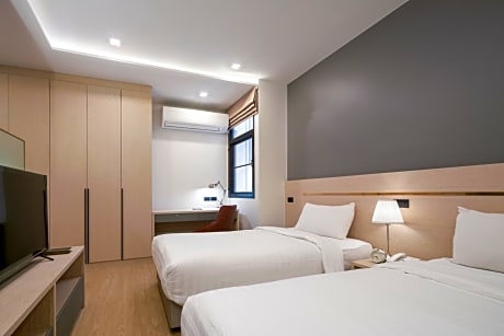Executive Deluxe Twin Room