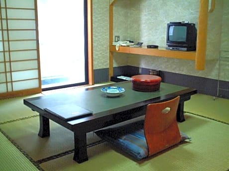 Japanese-Style Twin Room - Smoking