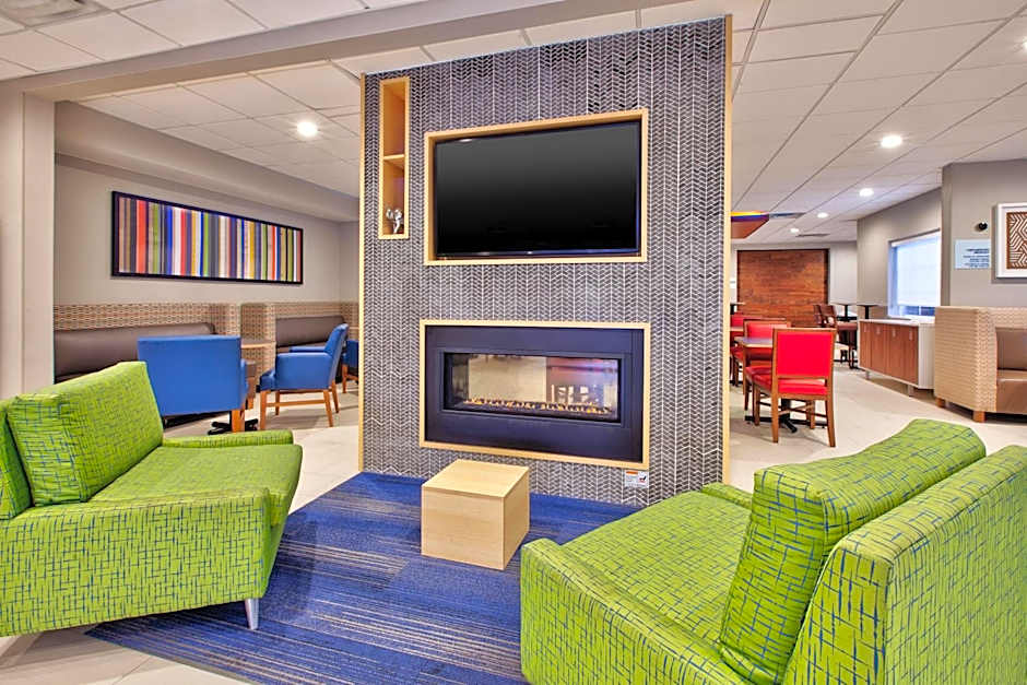 Holiday Inn Express & Suites Absecon-Atlantic City Area By IHG