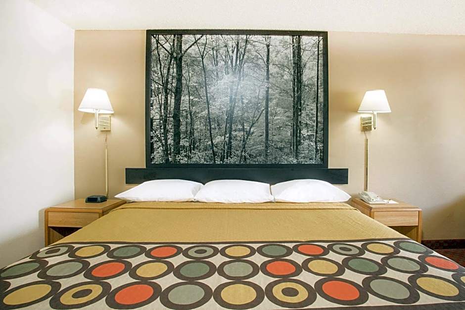 Super 8 by Wyndham Lexington VA