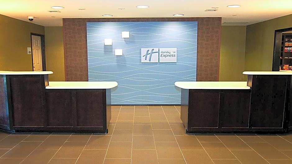 Holiday Inn Express & Suites Wichita Northeast By IHG