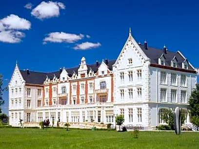 Balneario Palacio de las Salinas