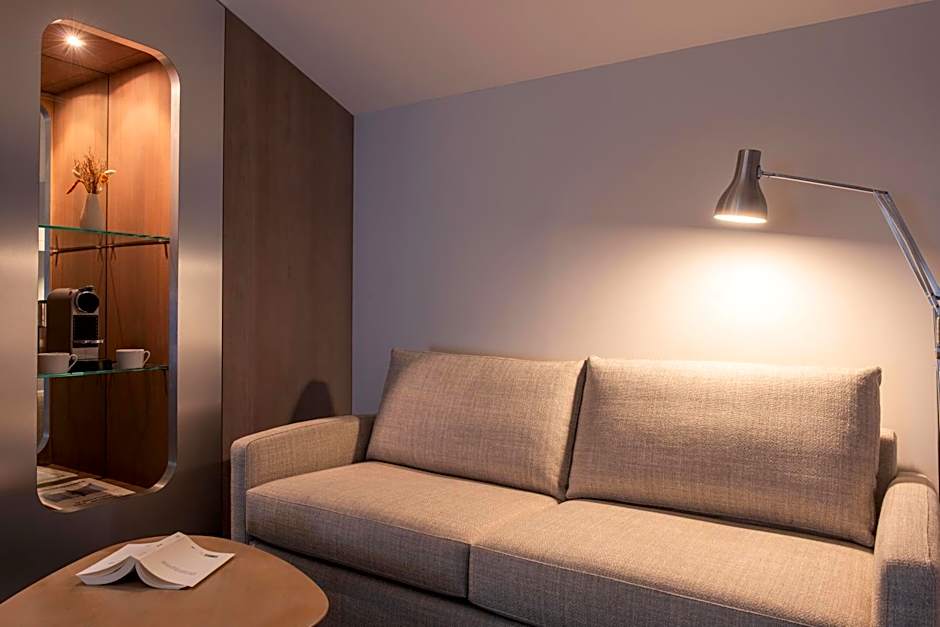 Le Grand Balcon Hotel