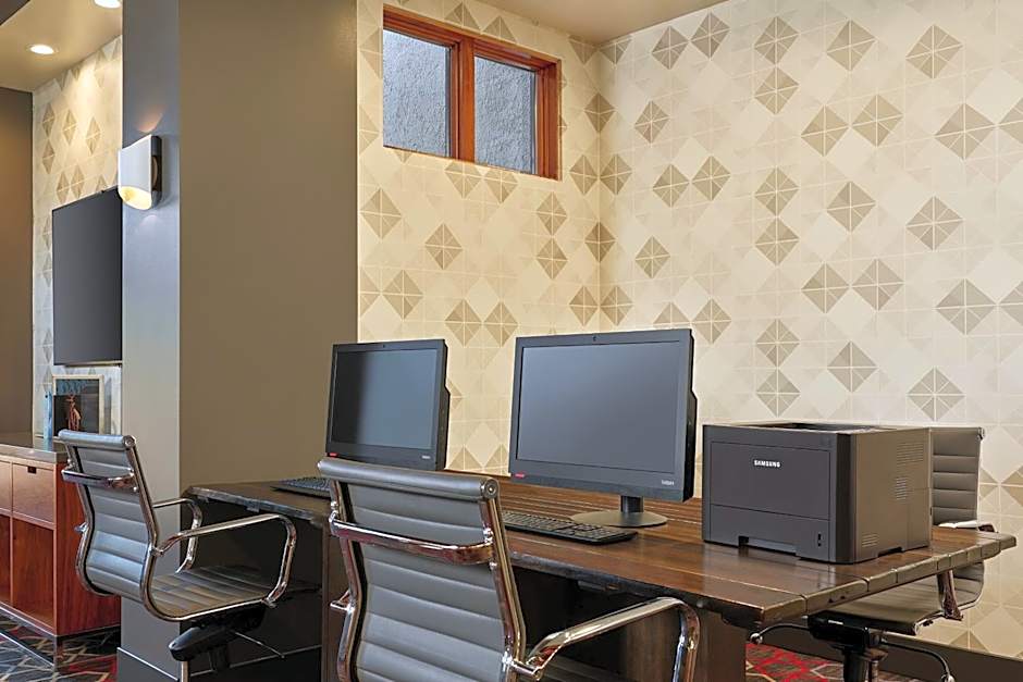 Four Points by Sheraton Salt Lake City Airport