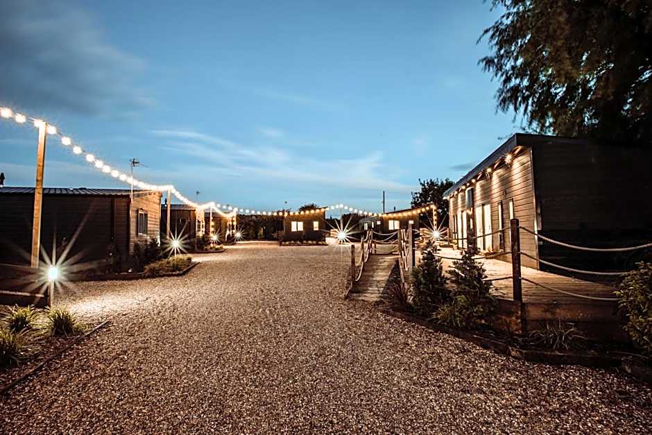 Black Bull Retreat, Barmston with Private Hot Tubs