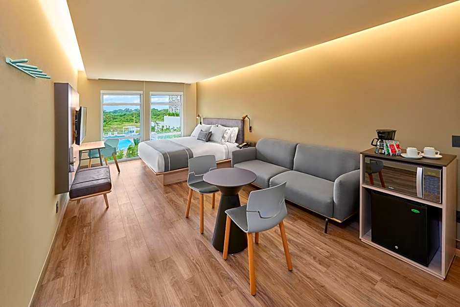 City Express Plus by Marriott San Luis Potosí