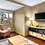 Fox Hotel And Suites